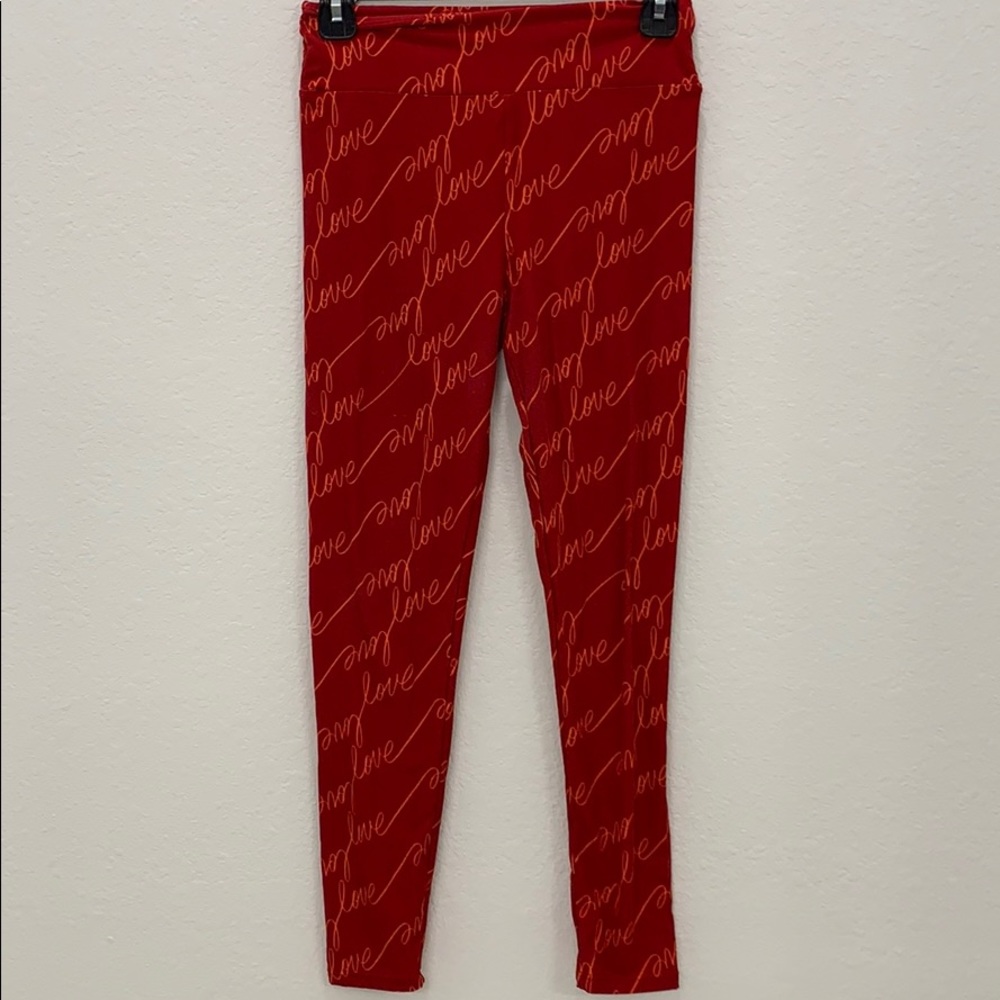 Lularoe Valentine’s Day Leggings